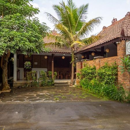 Abhaya Mudra Homestay Magelang Buitenkant foto
